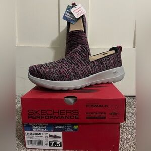 Skechers Performance GOwalk Joy Everly Knit Slip-Ons - Size 7.5